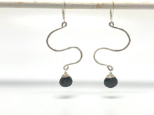 Load image into Gallery viewer, Hammered Zigzag Earrings with Black Spinel