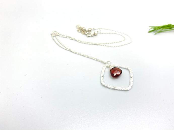 Hammered Diamond Sterling Silver Necklace with Garnet