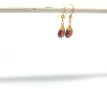 Load image into Gallery viewer, Garnet Gold Earrings