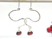 Load image into Gallery viewer, Hammered Zigzag Earrings with Garnet