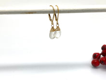 Load image into Gallery viewer, Moonstone Leverback Gold Earrings