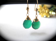 Load image into Gallery viewer, Green onyx Gold Minimalist Earrings
