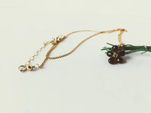 Load image into Gallery viewer, garnet gold flower necklace
