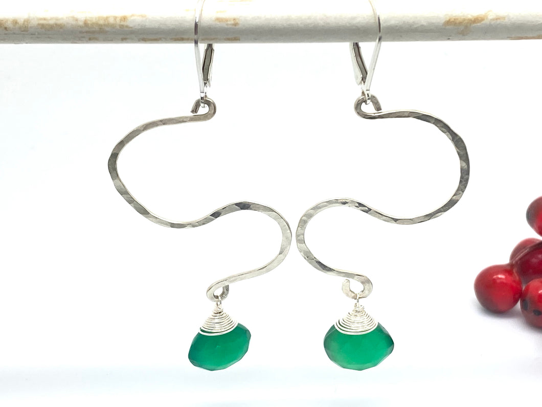 Hammered Zigzag Earrings with Green Onyx