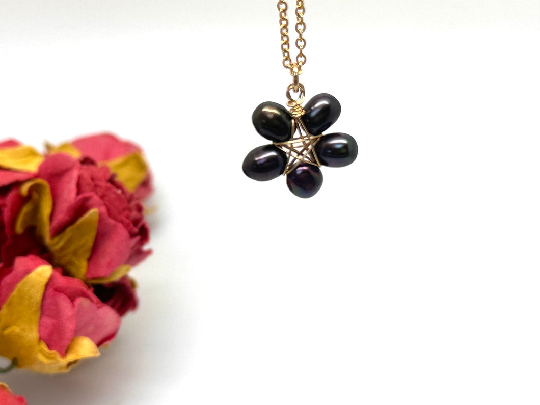 Burgundy Pearls Flower Necklace